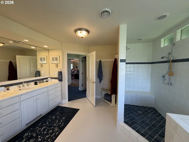 Bathroom, Attached-Walk in Shower