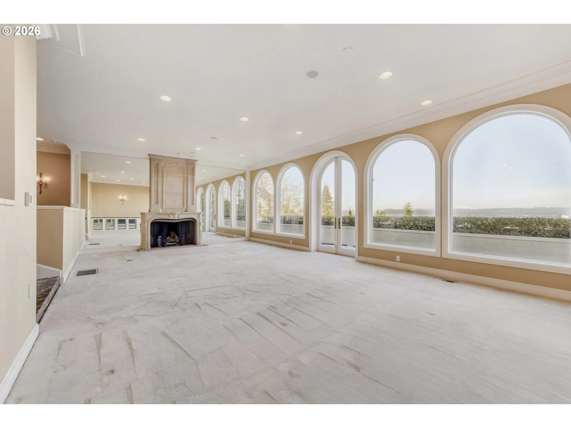 Living Room/Dining Room