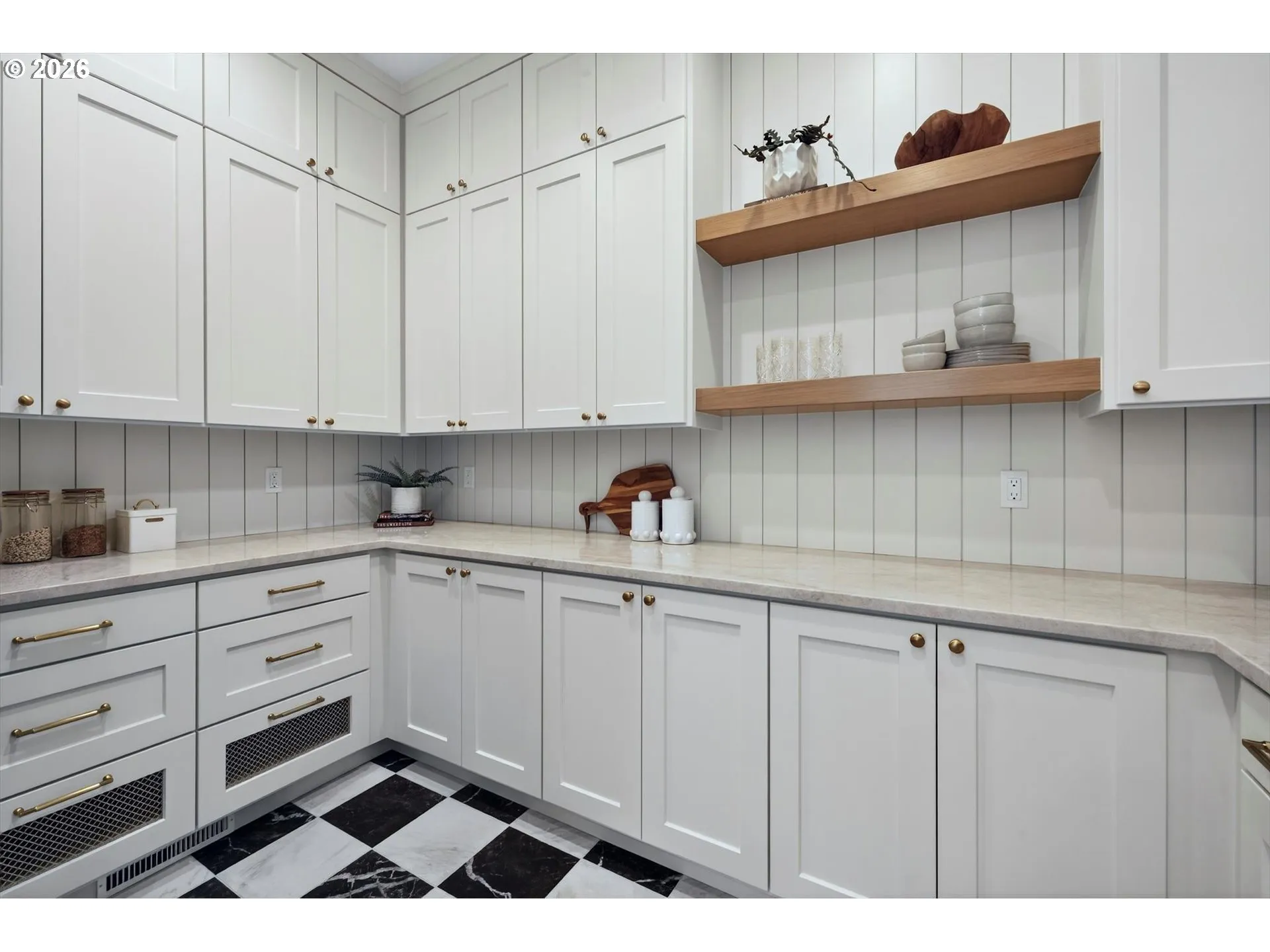 Pantry-Main