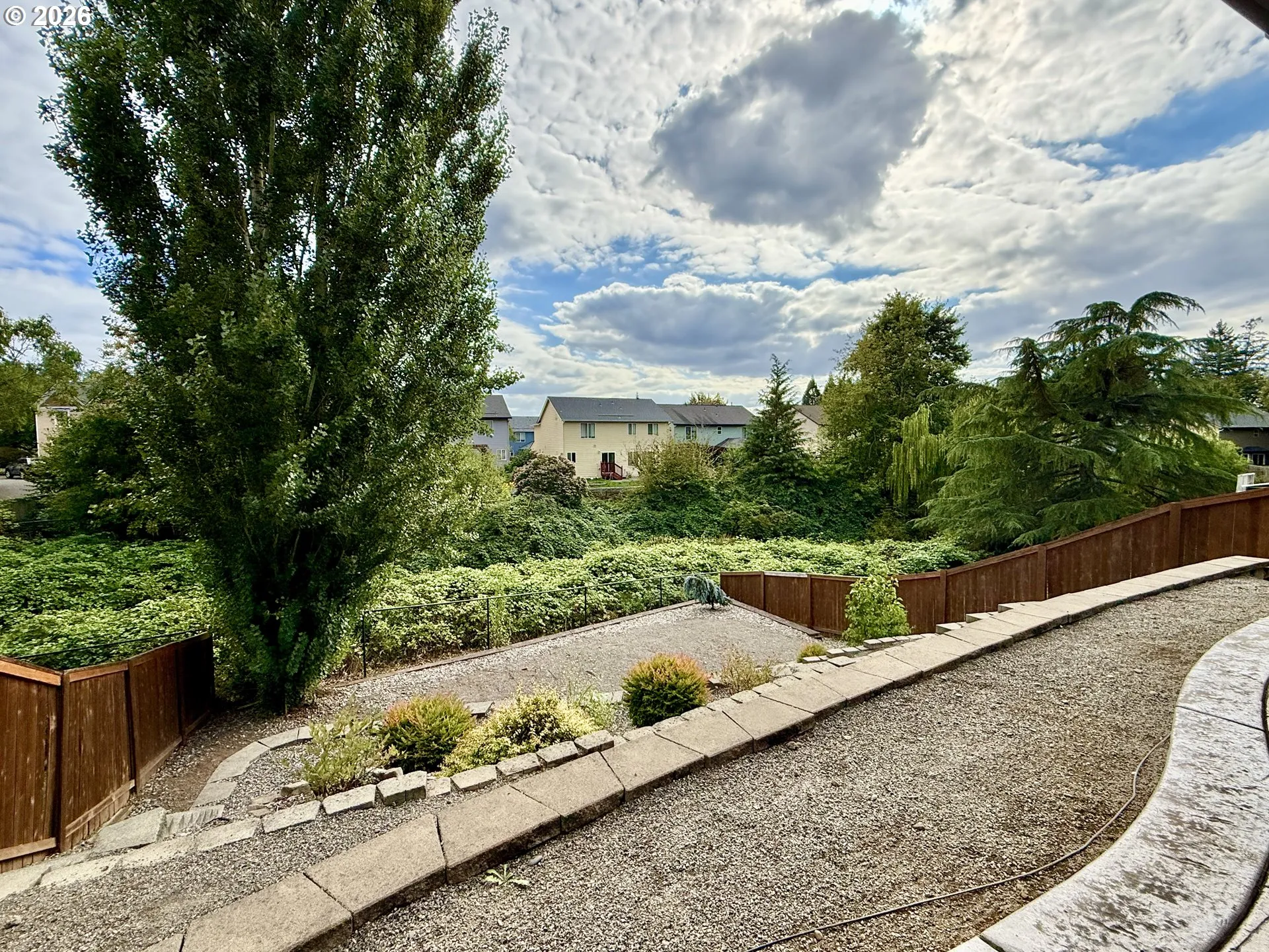 Yard-Back
