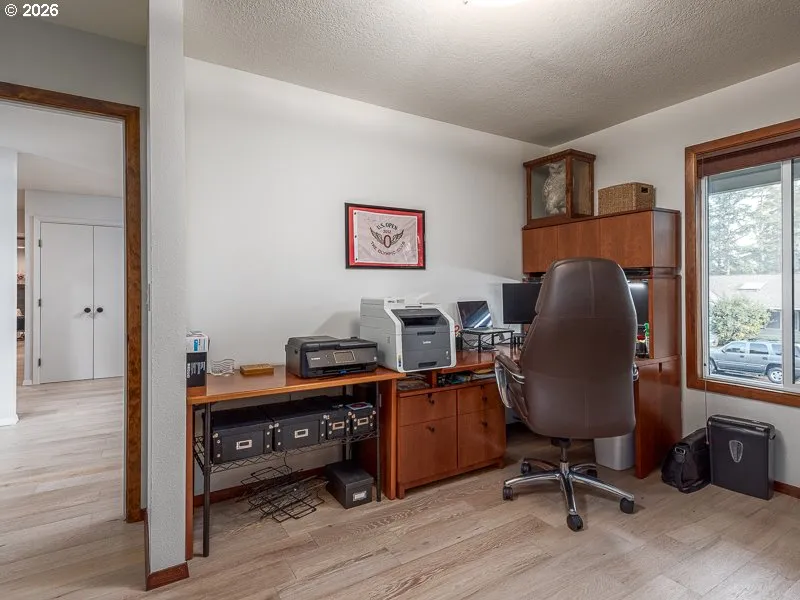 Den/Office-Main