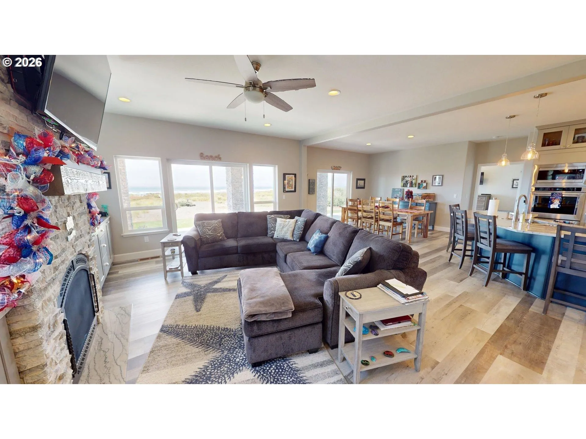 Living Room/Dining Room