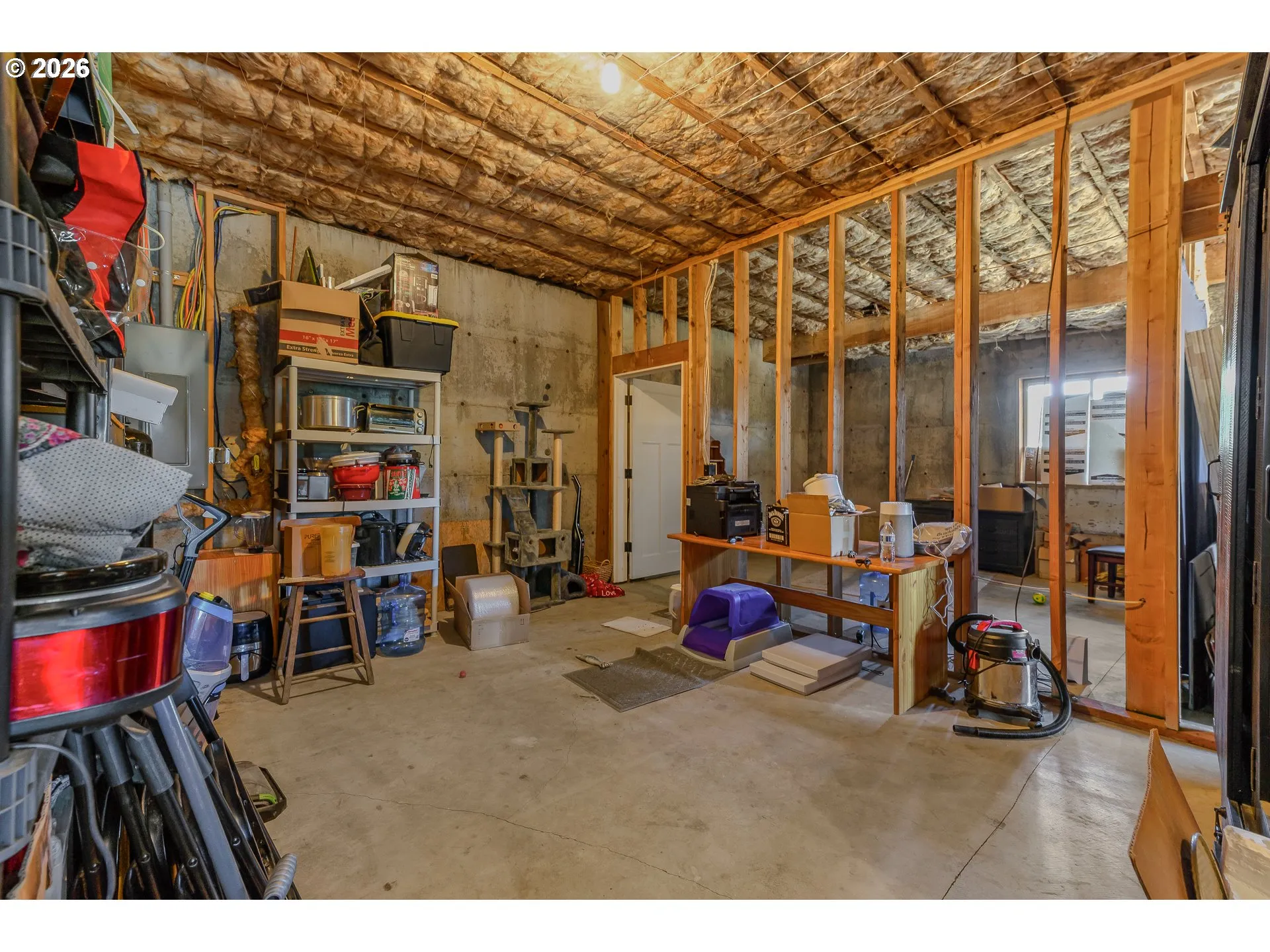 Basement-Unfinished