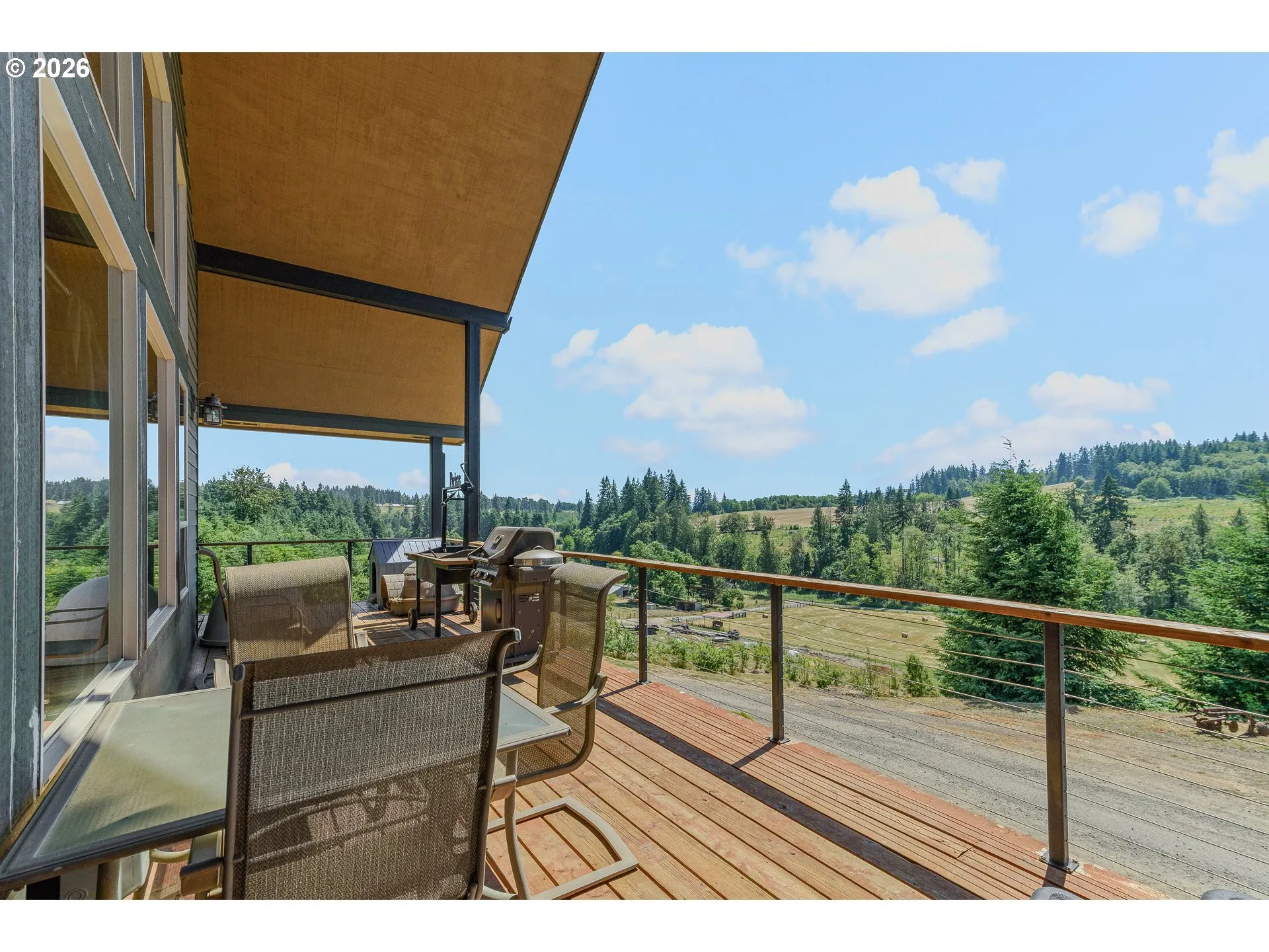 Balcony-Covered
