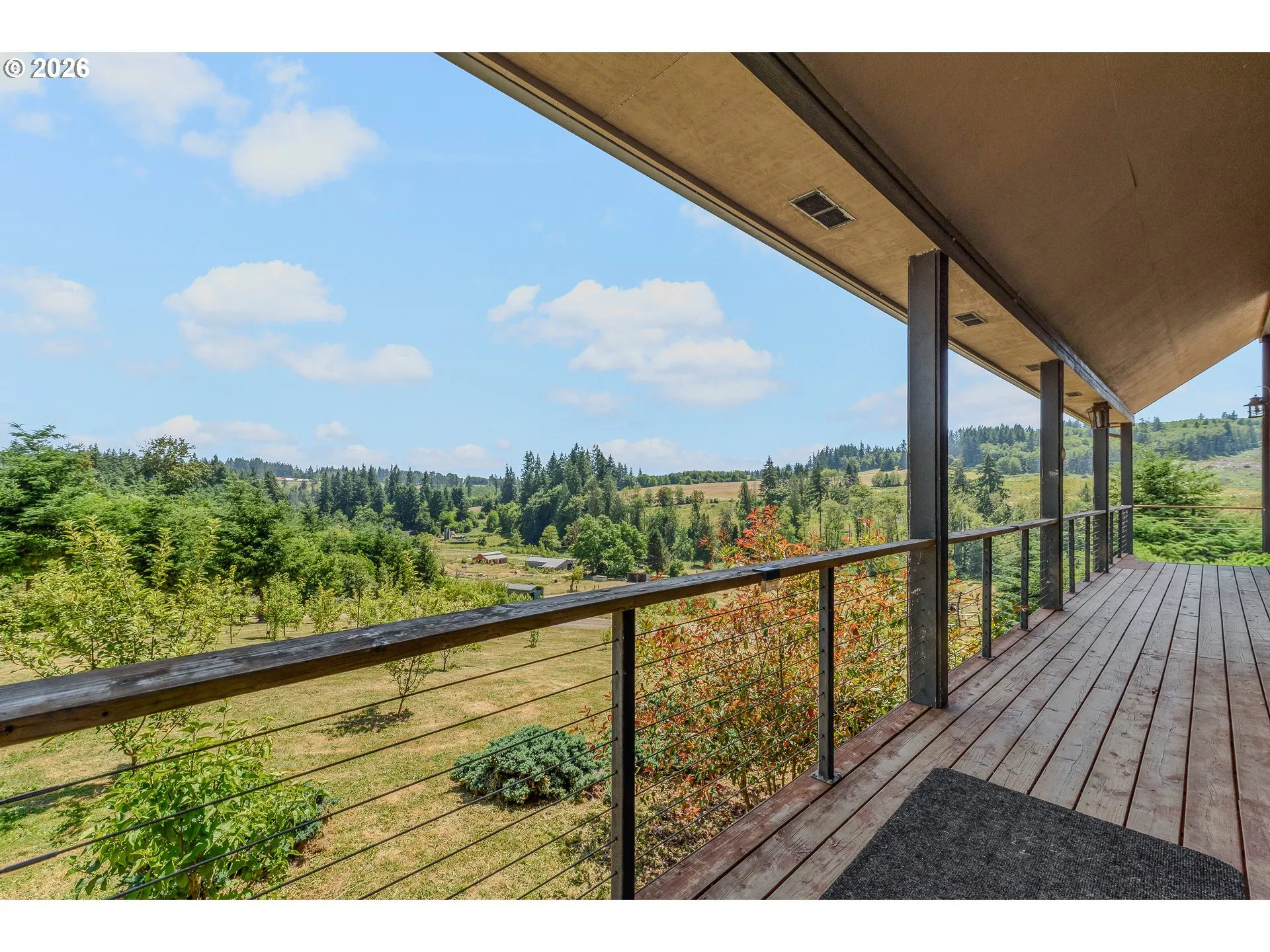 Balcony-Covered