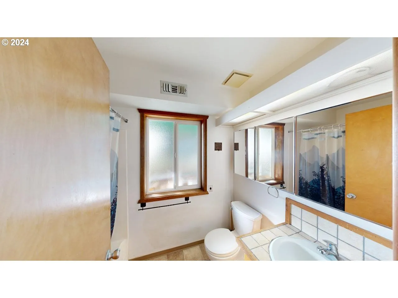 Bathroom-Lower