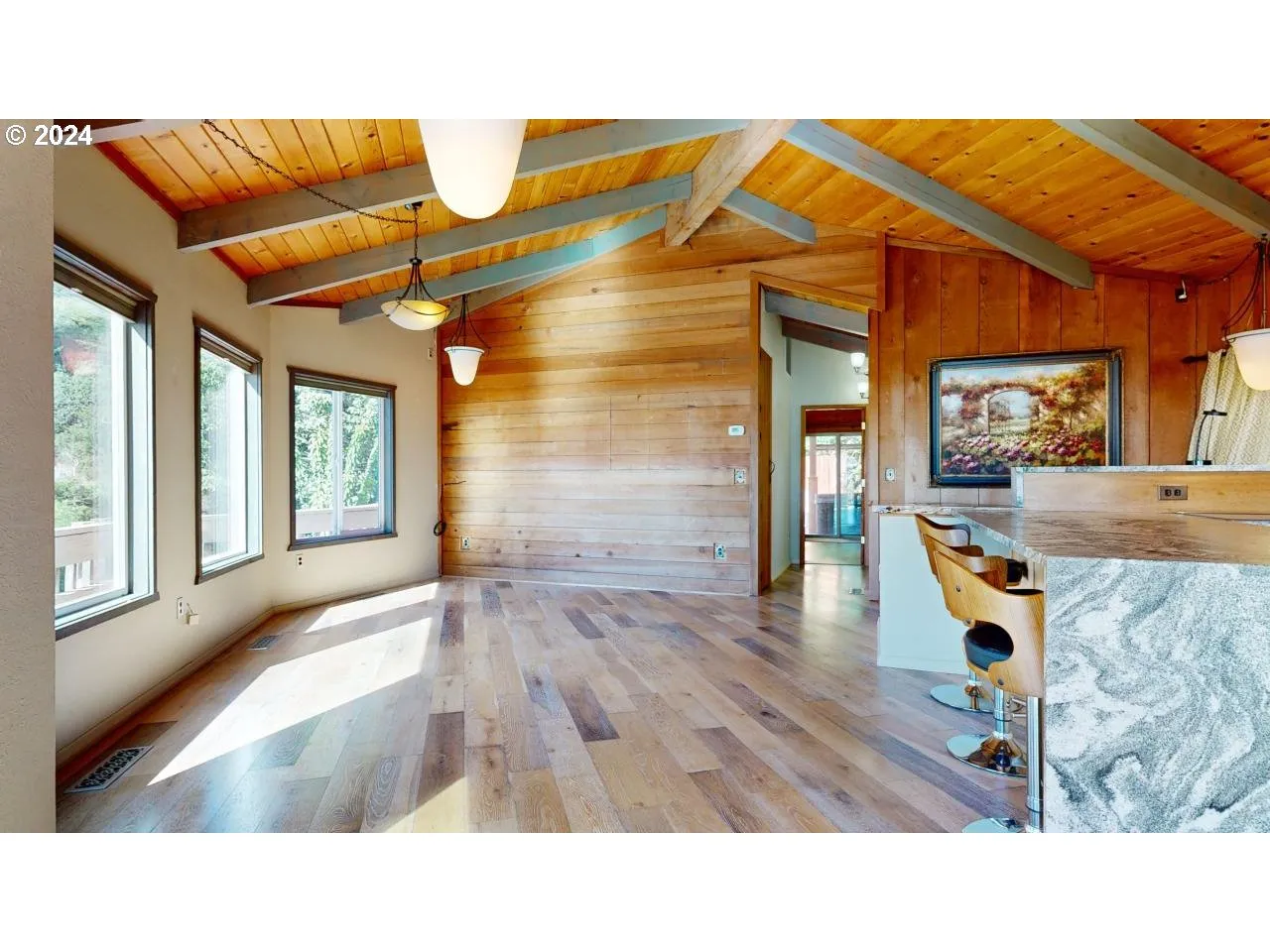 Dining Room-Vaulted Ceilings