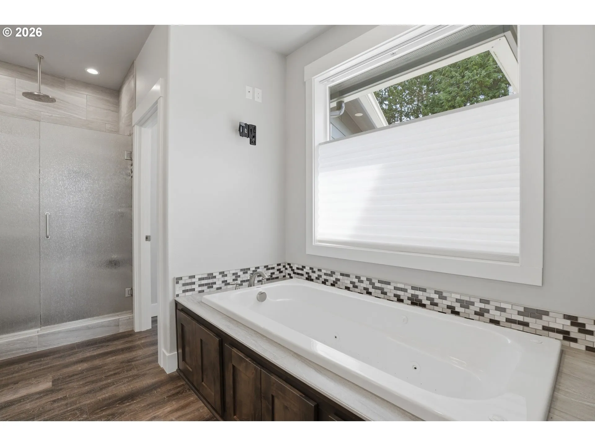 Owner's Suite Bathroom-Garden Tub