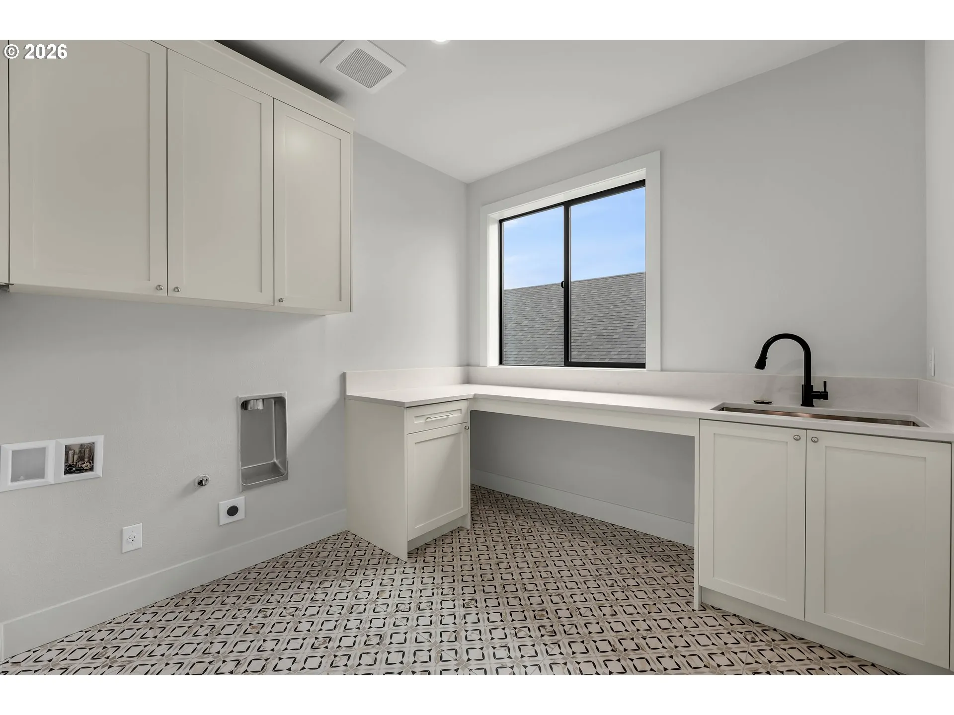 Laundry-Upper