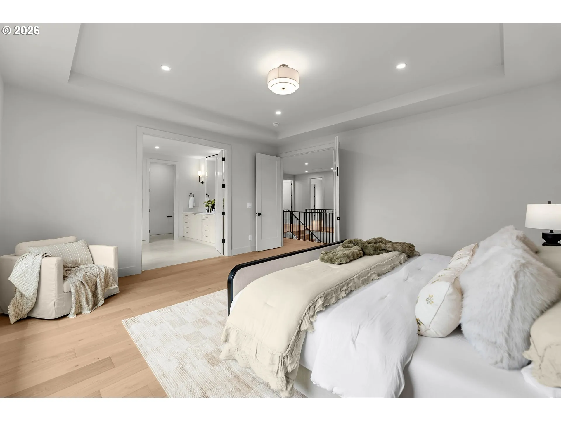 Bedroom, Primary-Upper