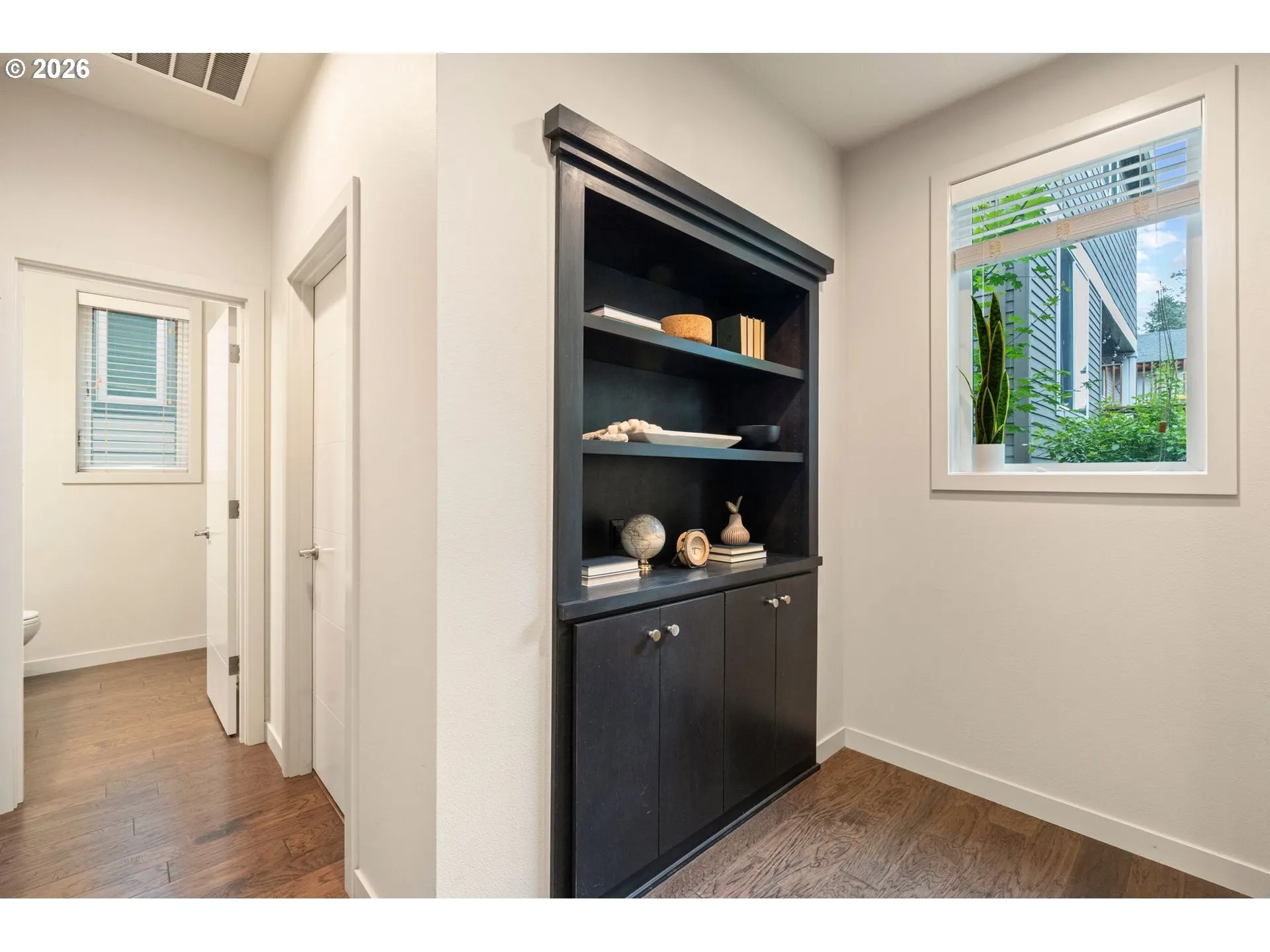Built-In Cabinets