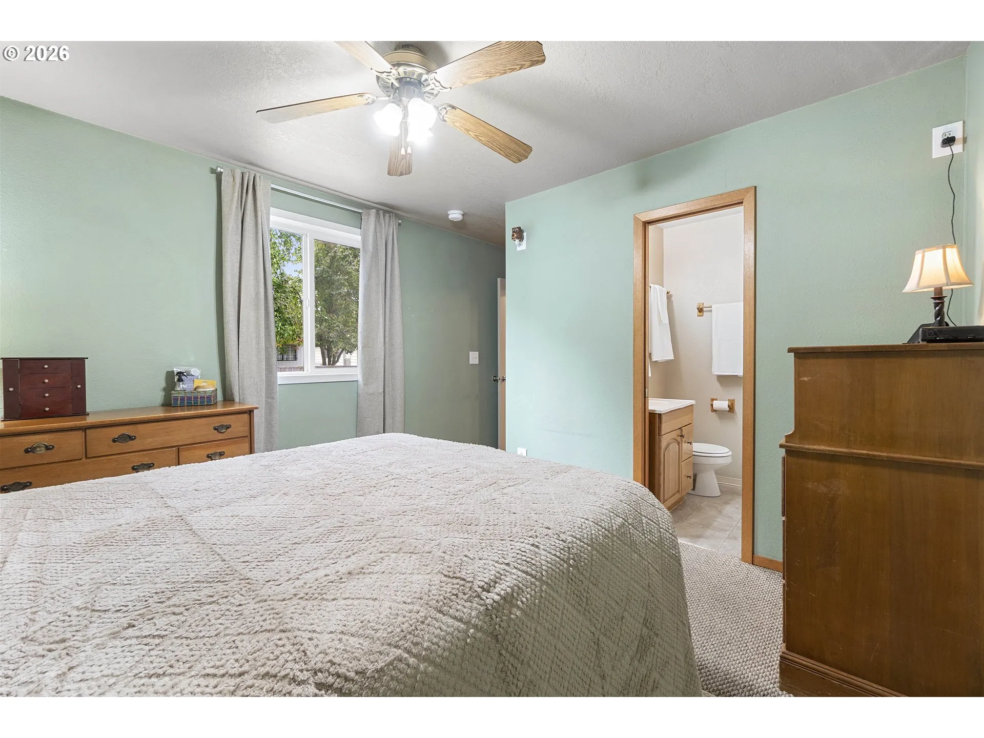 Primary Bedroom-Attached Bathroom