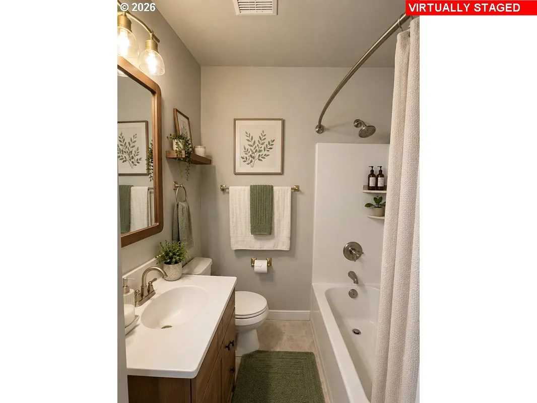 Bathroom, Attached-Main