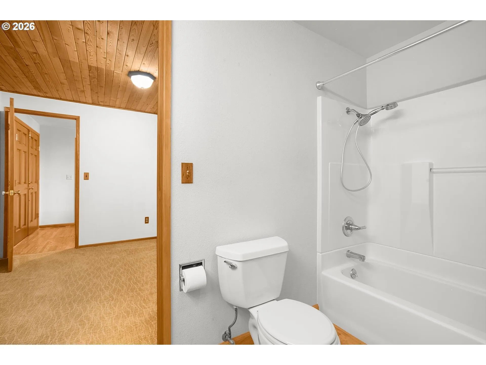 Bathroom, Attached-Main