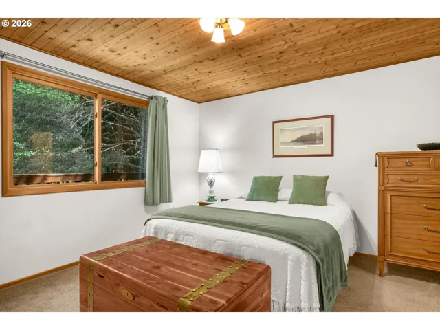 Bedroom-Main