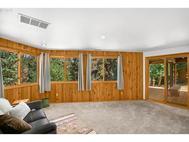 Family Room-Lower