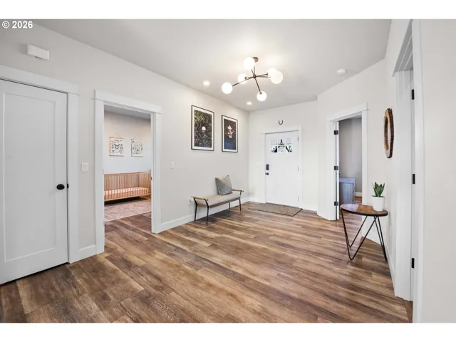 Entrance/Foyer