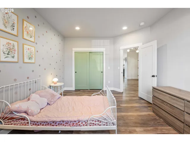 Bedroom-# 1