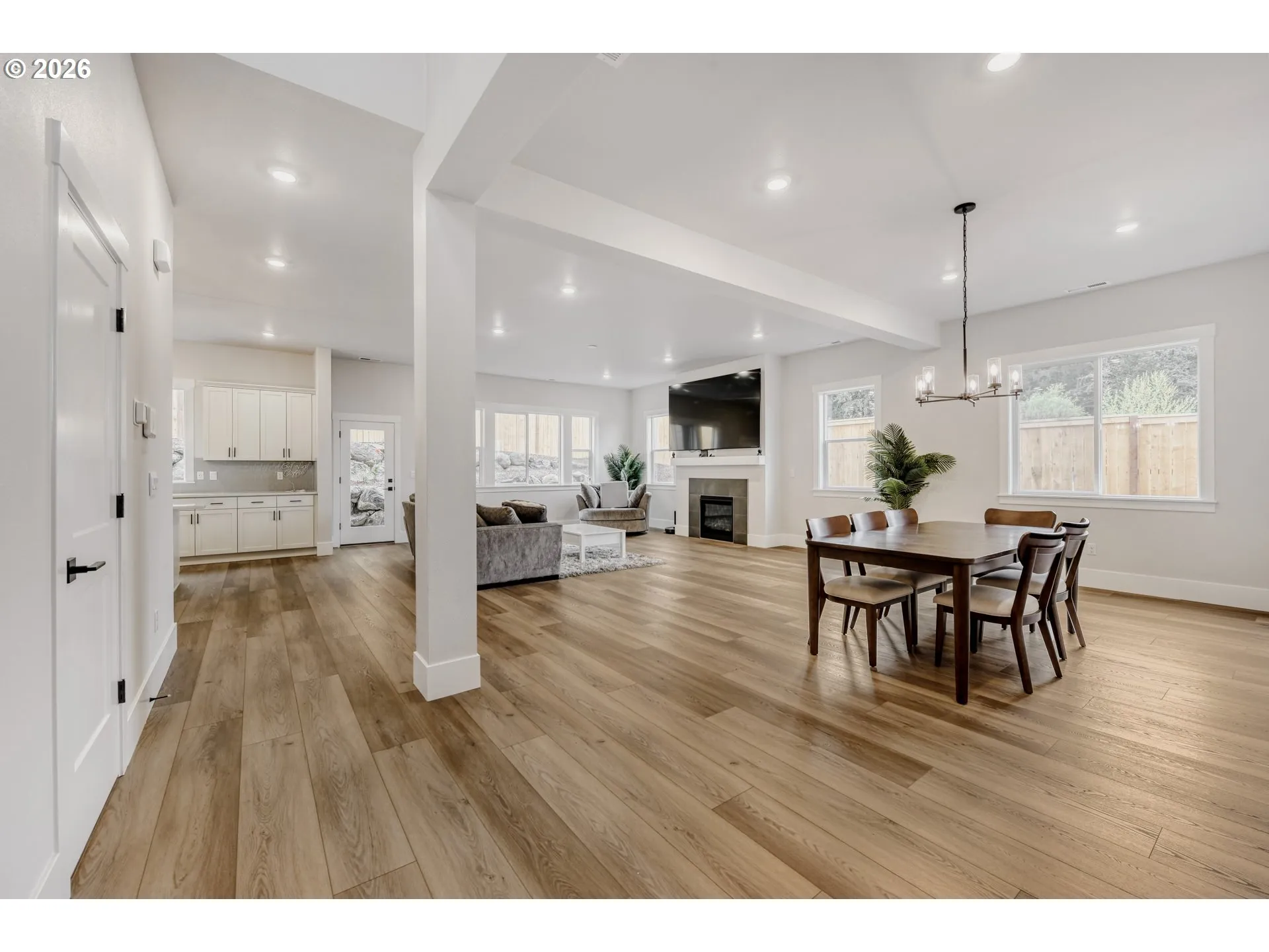 Living Room/Dining Room