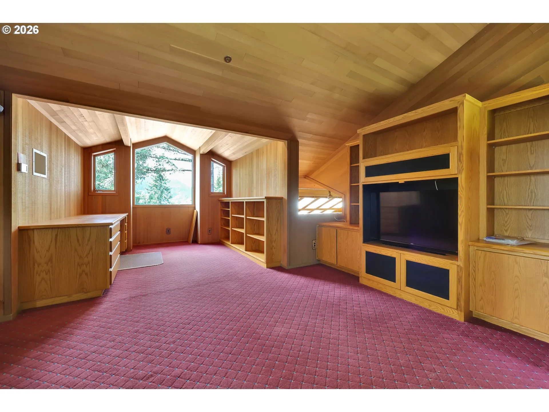Den/Office-Upper
