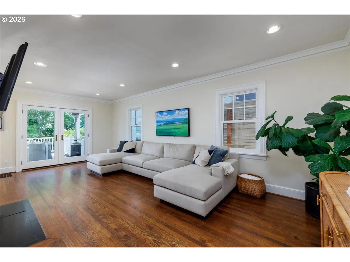 Living Room/Entrance-# 1