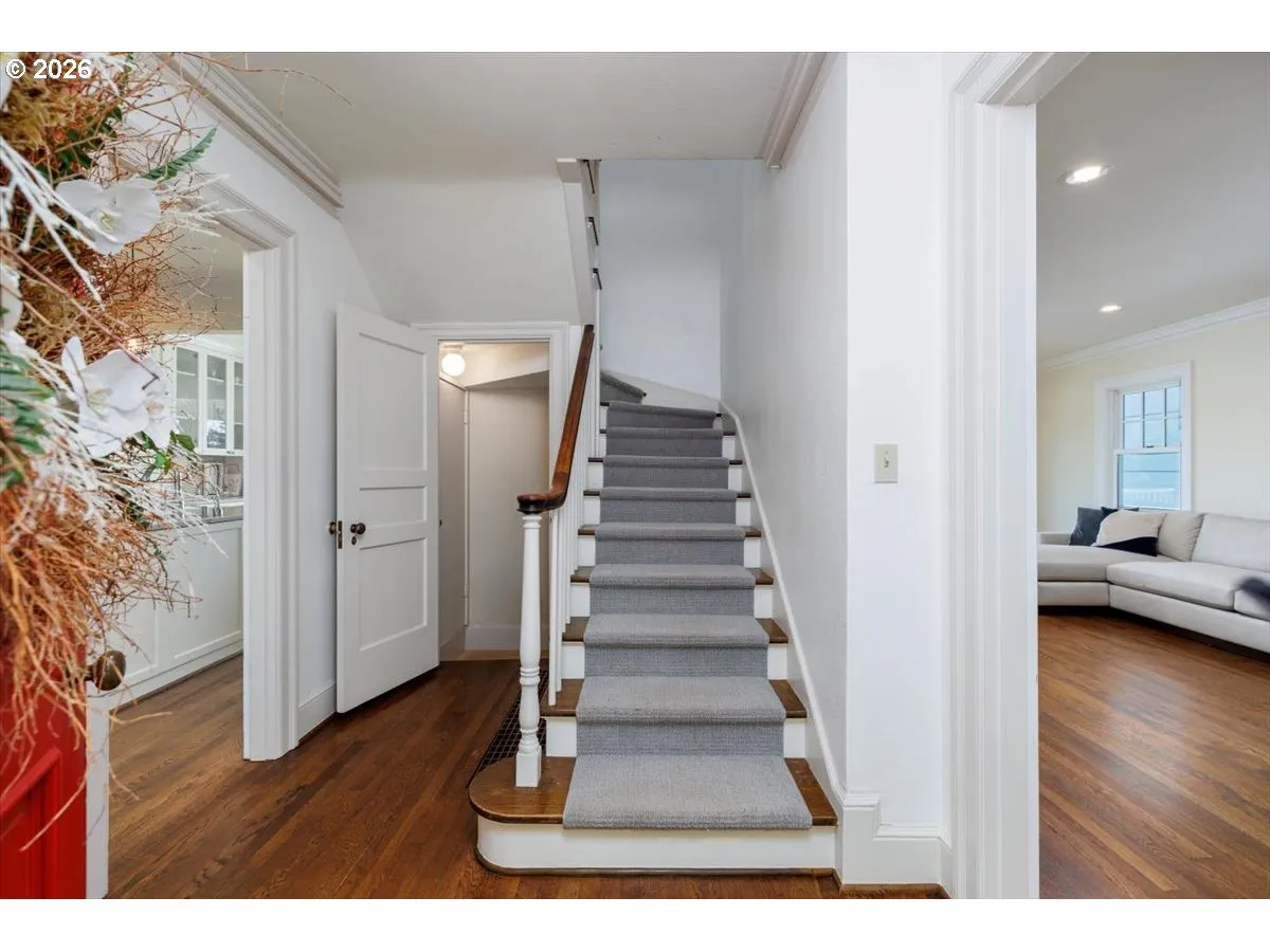 Entrance/Foyer