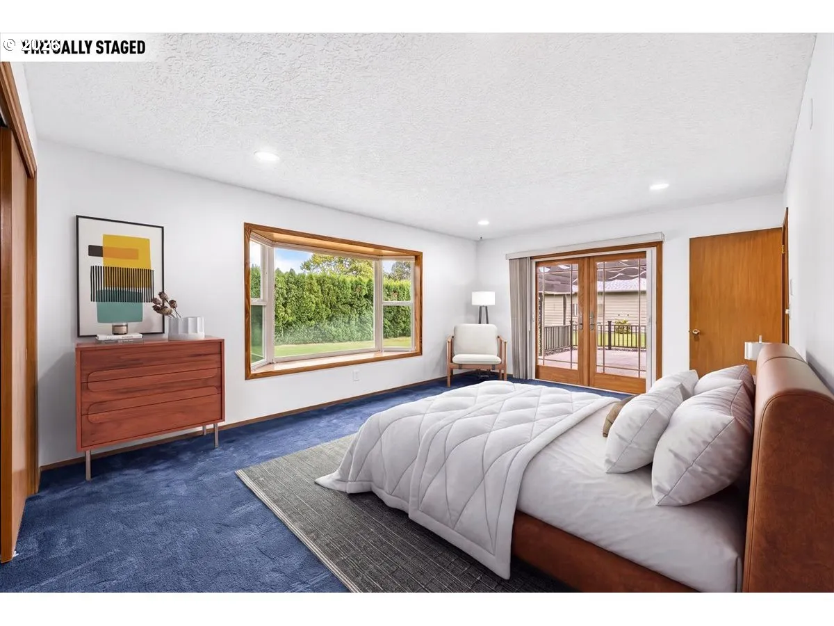 Bedroom, Primary