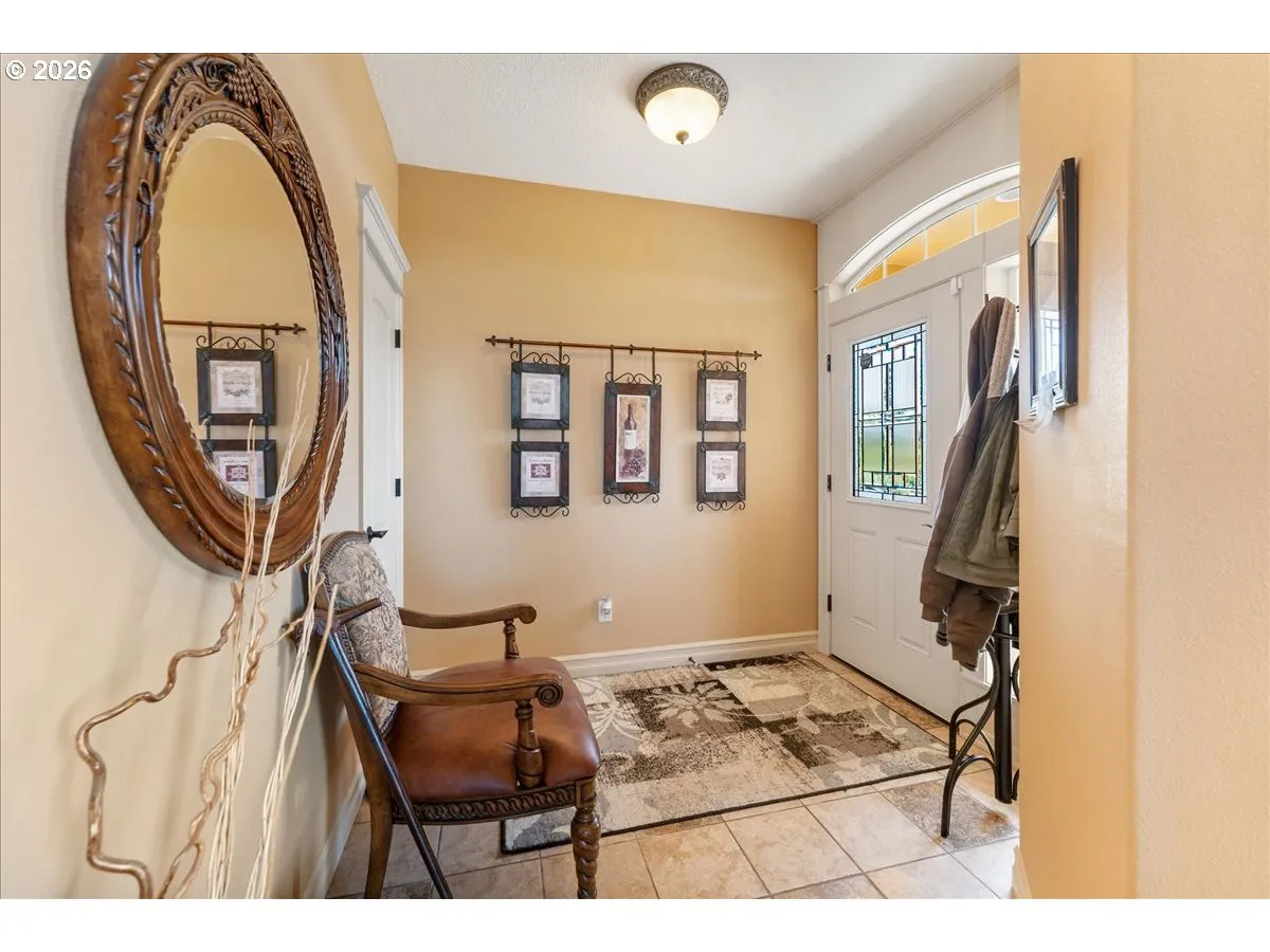 Entrance/Foyer