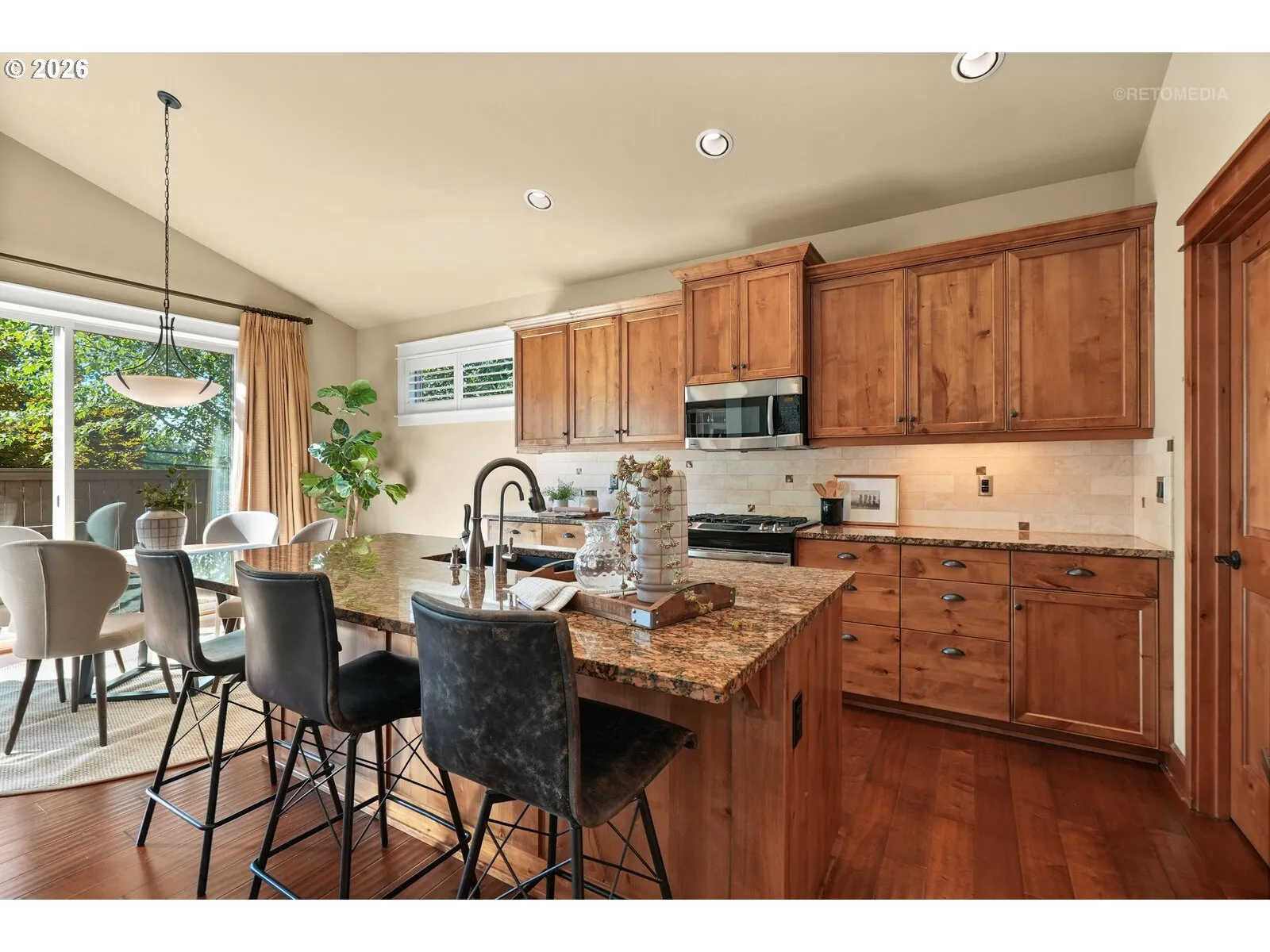 Kitchen-Island