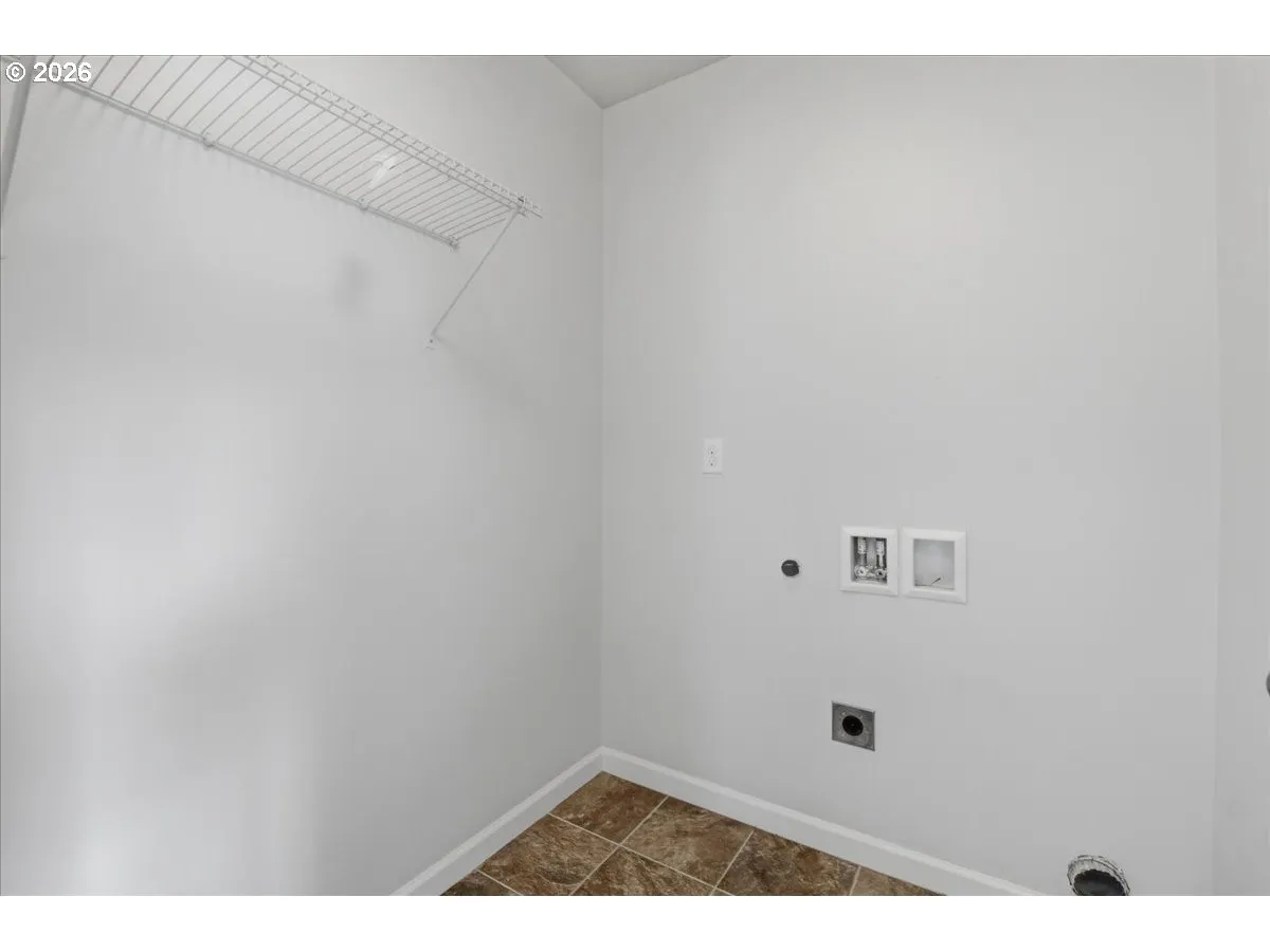 Laundry-Upper