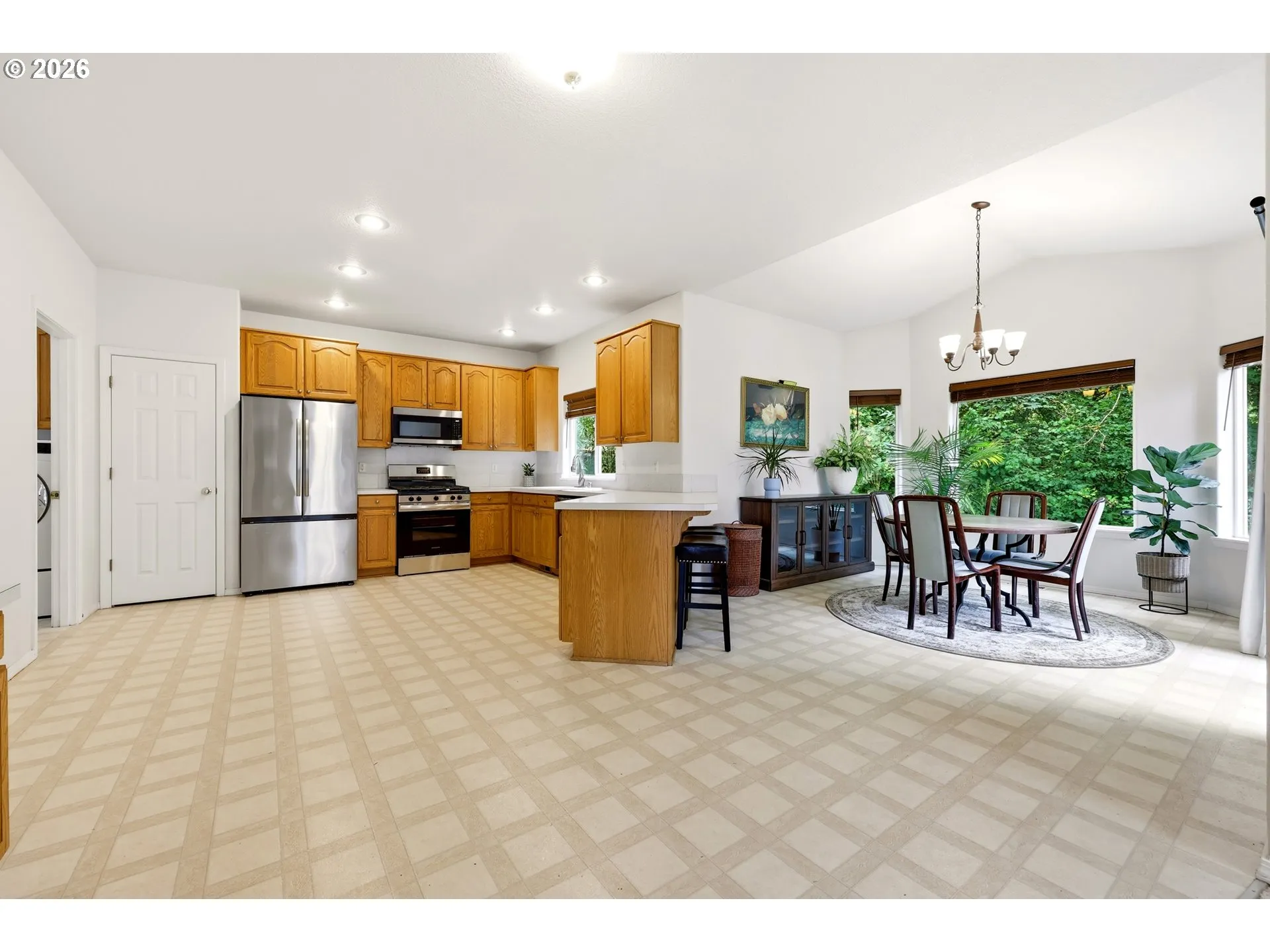 Kitchen/Dining Room