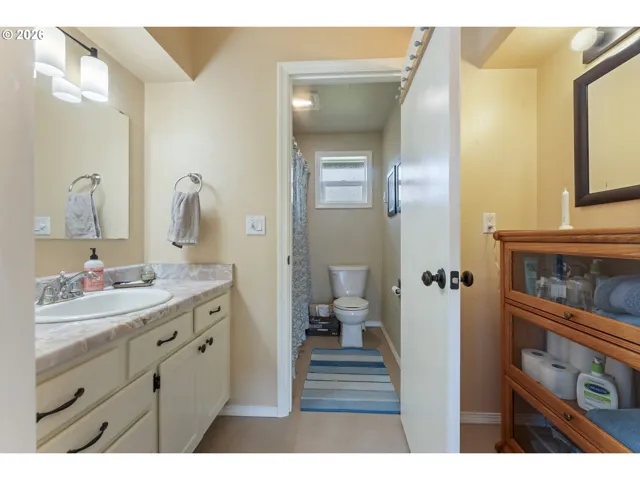 Owner's Suite Bathroom