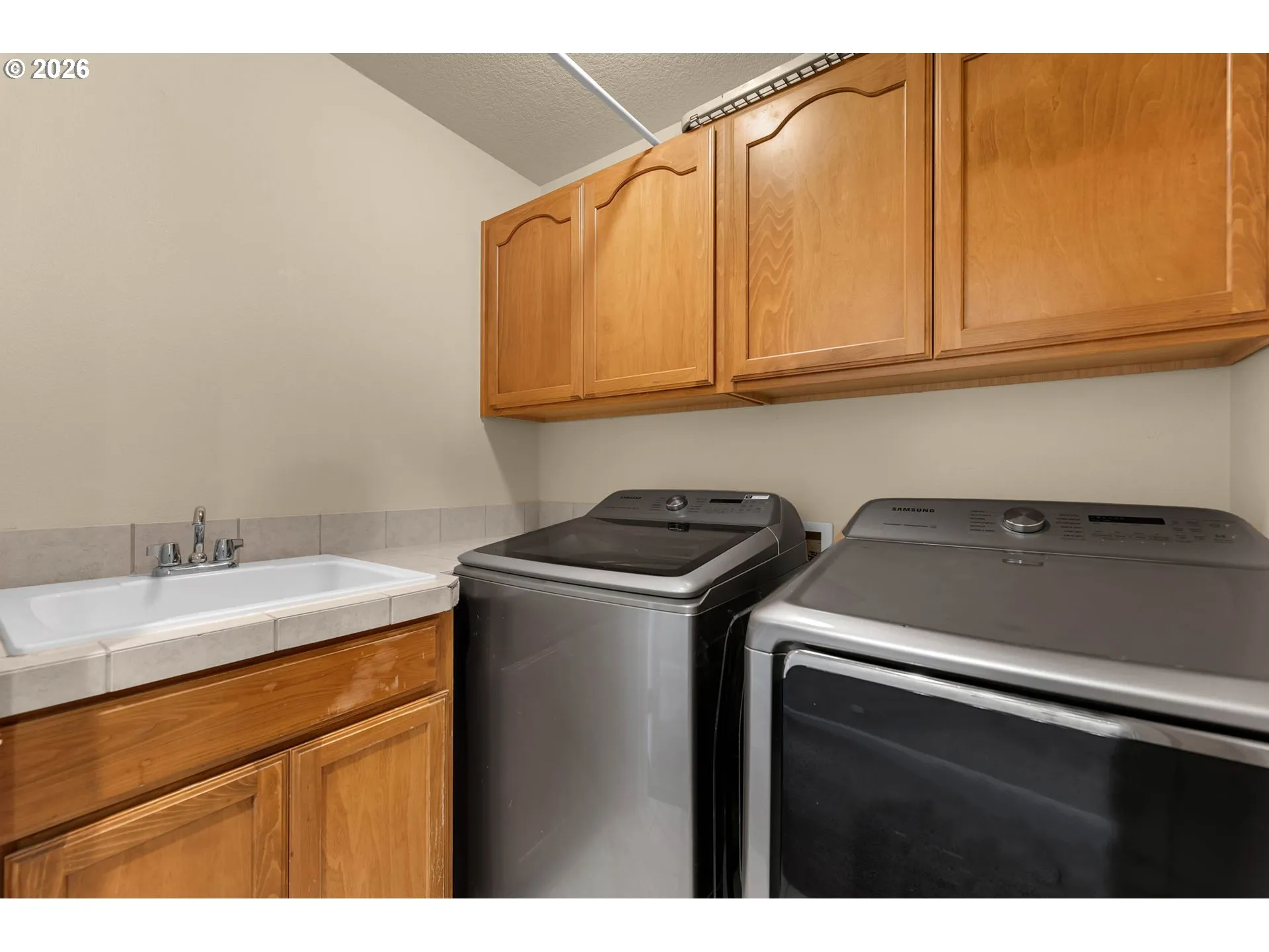 Laundry-Upper