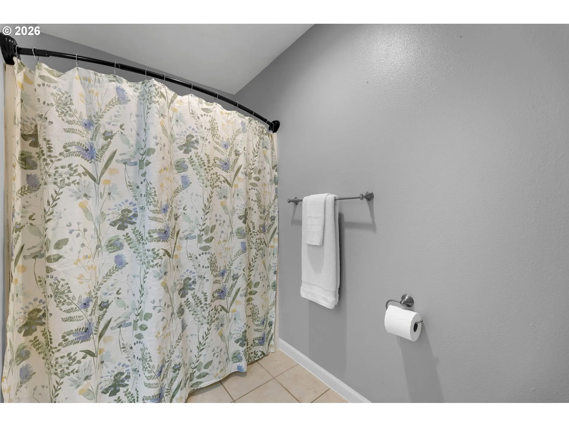 Bathroom-Upper