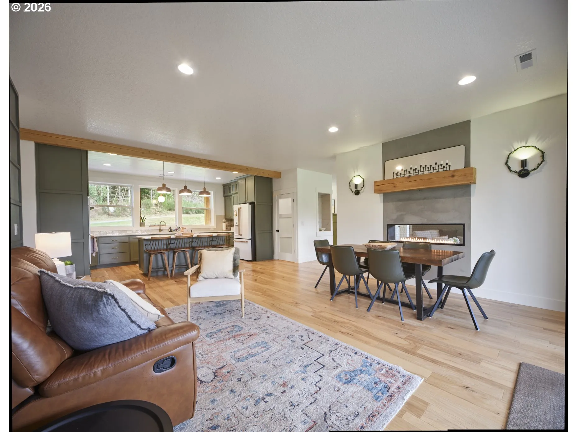 Living Room/Dining Room