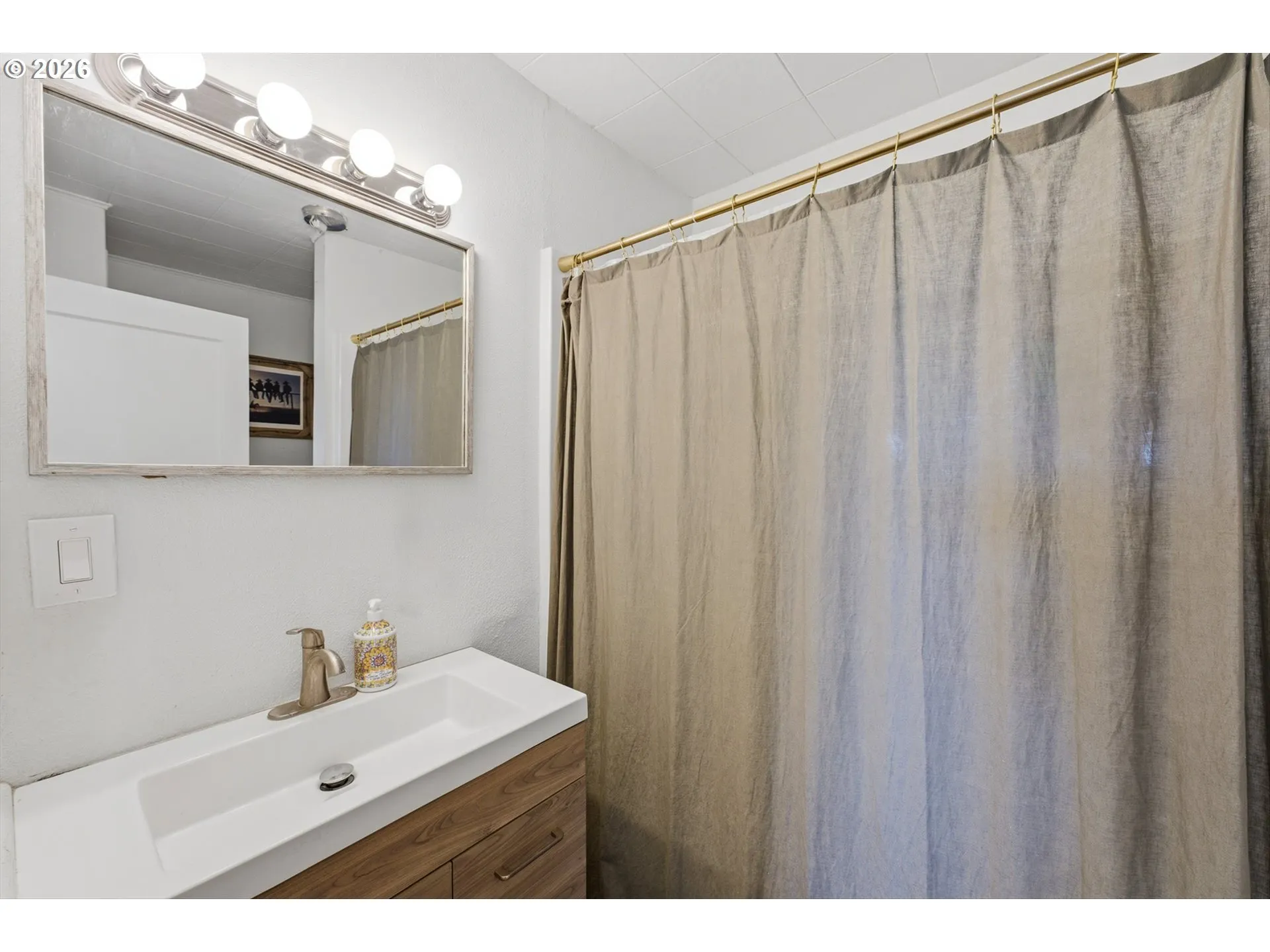 Bathroom-Main