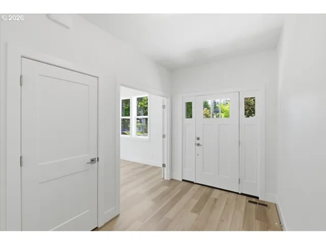 Entrance/Foyer
