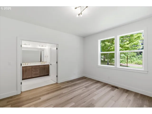 Primary Bedroom-Attached Bathroom