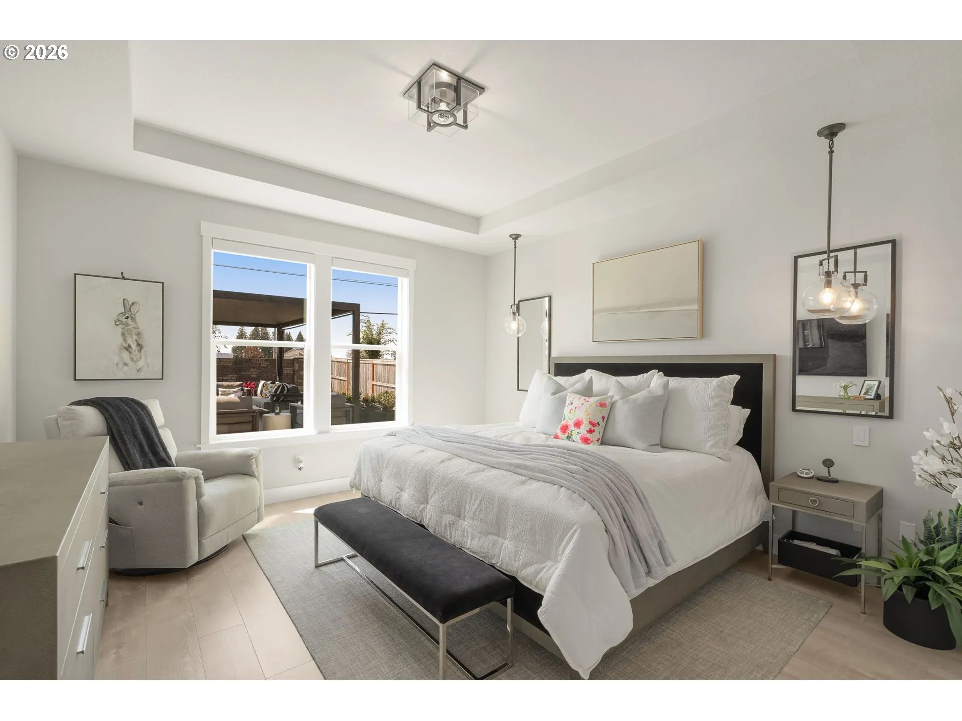 Bedroom, Owner's Suite-Main