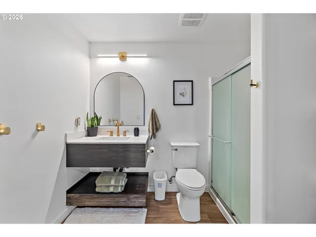 Bathroom-Lower