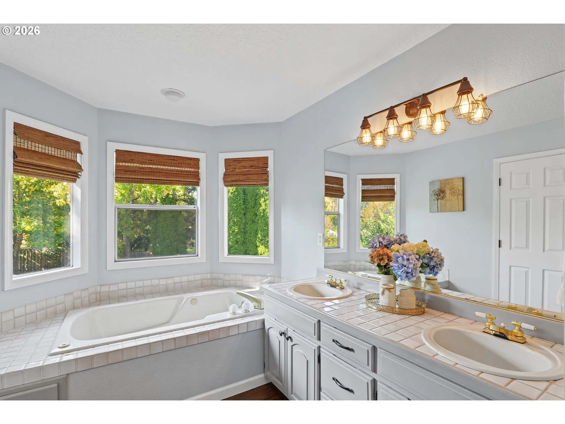 Bathroom, Attached