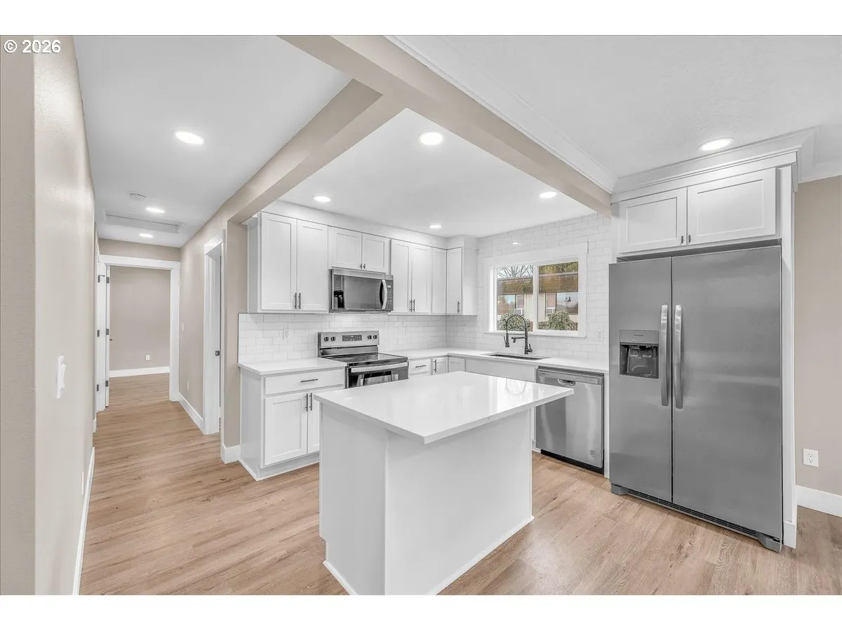 Kitchen-Island