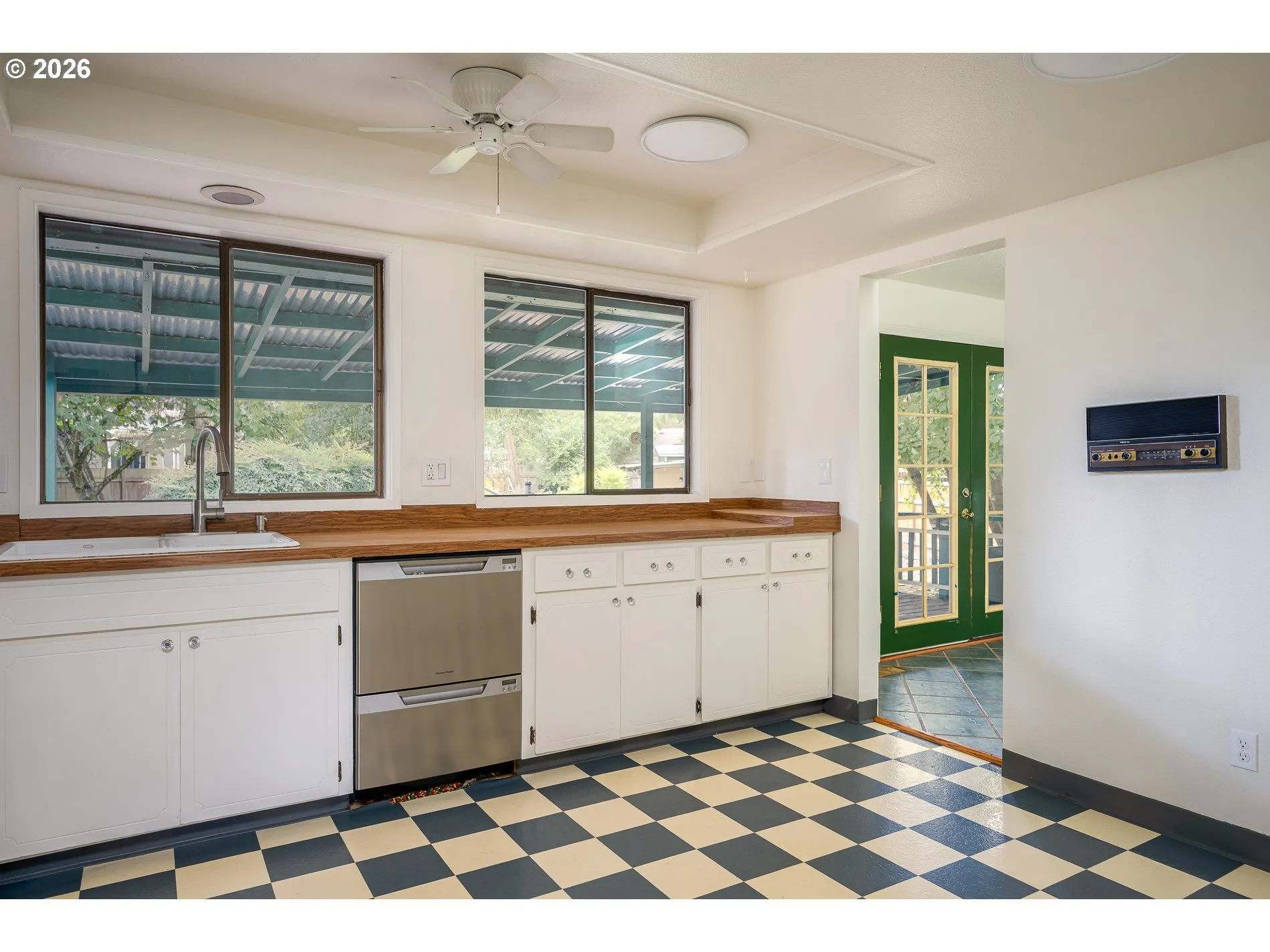 Kitchen-Ceiling Fan