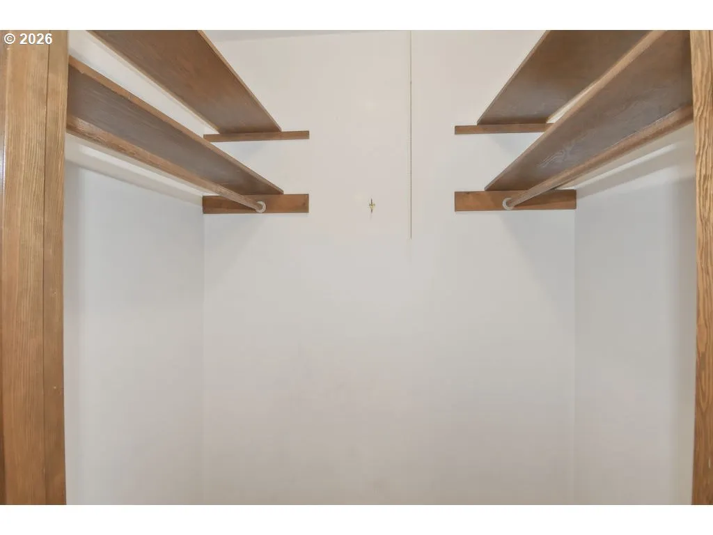 Primary Bedroom-Walk-In Closet