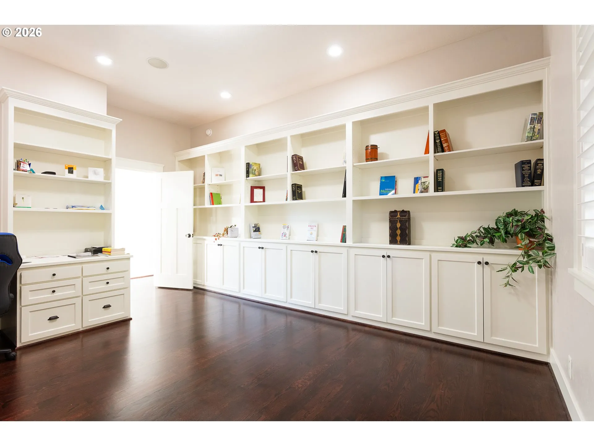Den/Office-Main