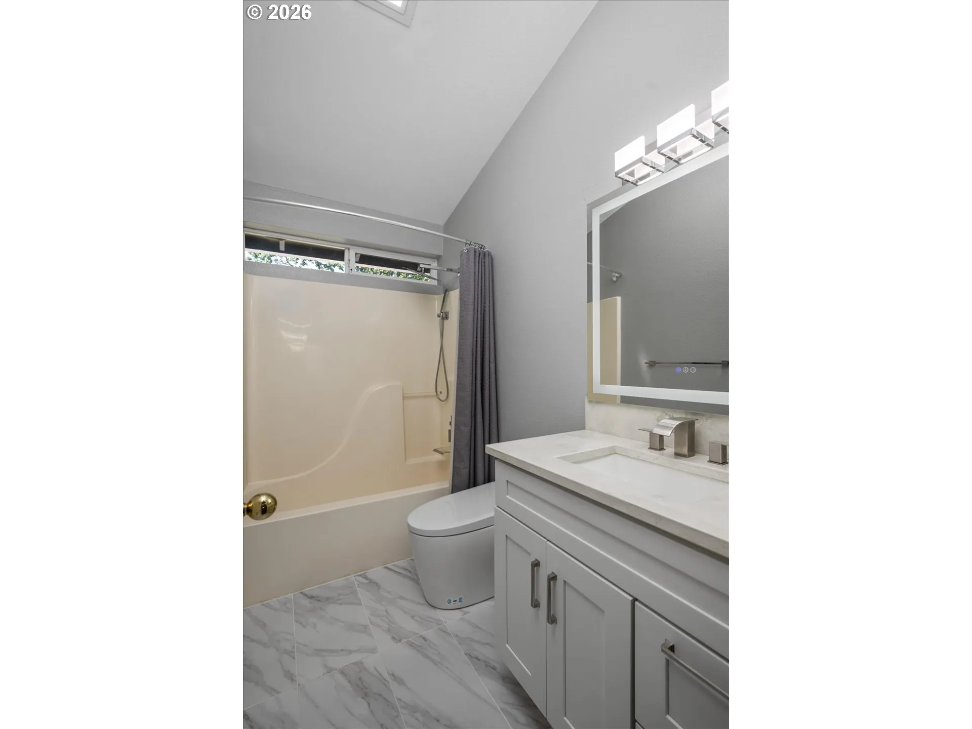 Bathroom-Hall
