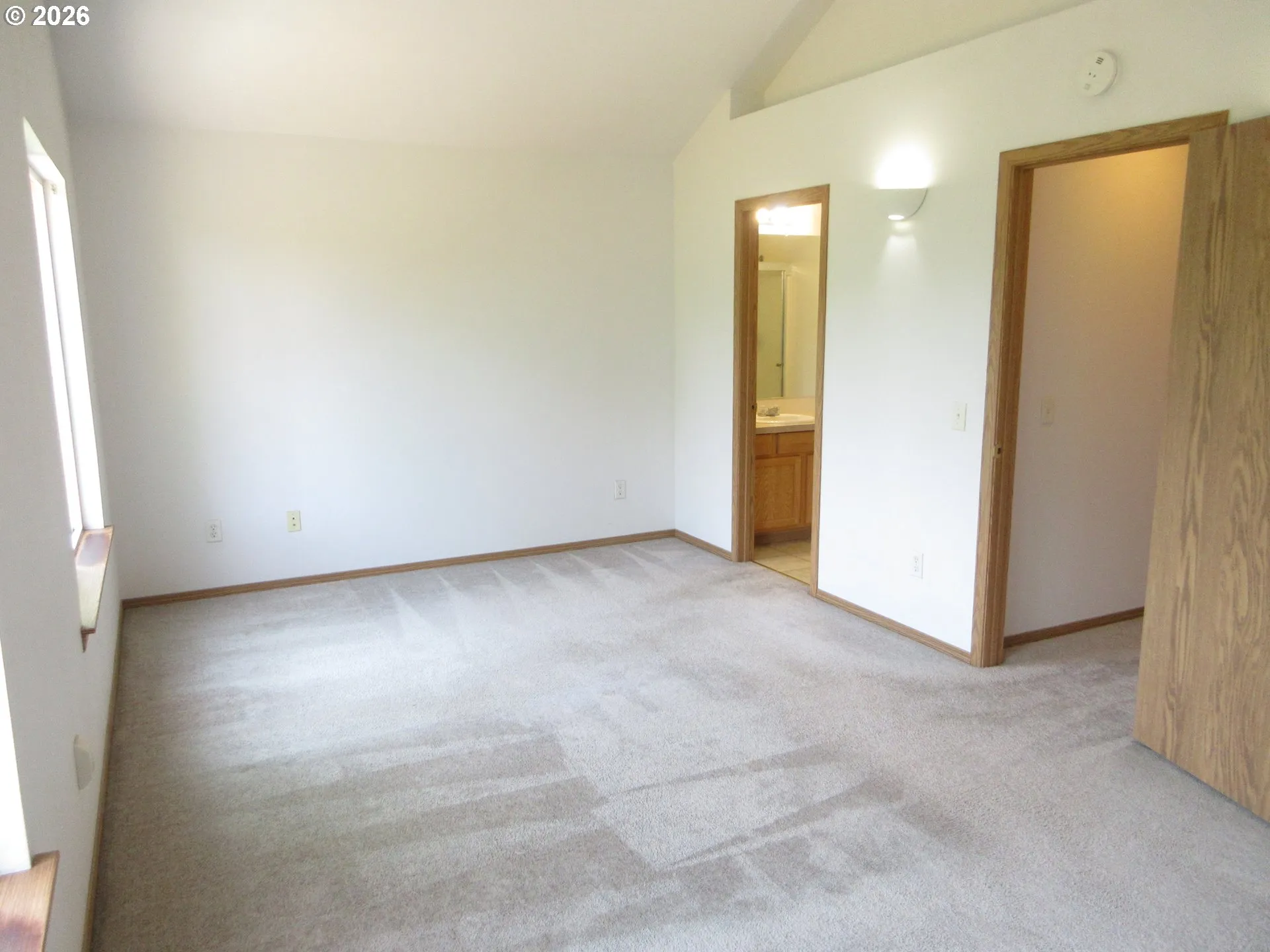 Bedroom, Primary