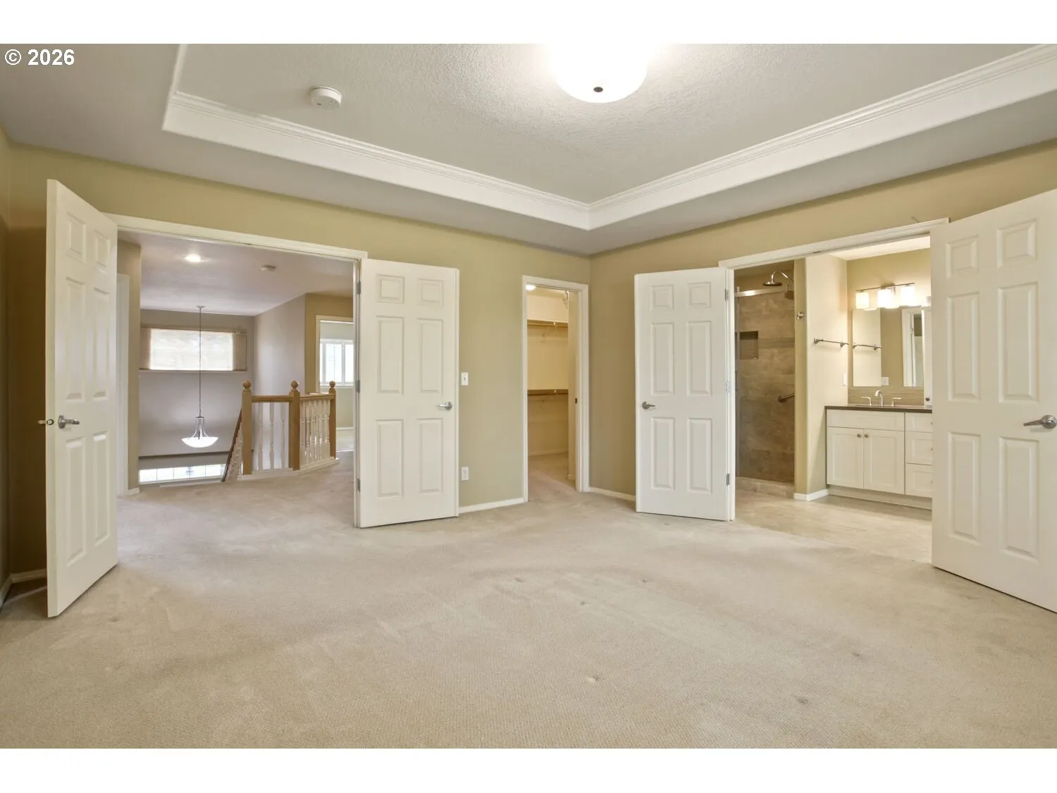 Bedroom, Owner's Suite-Walk-In Closet