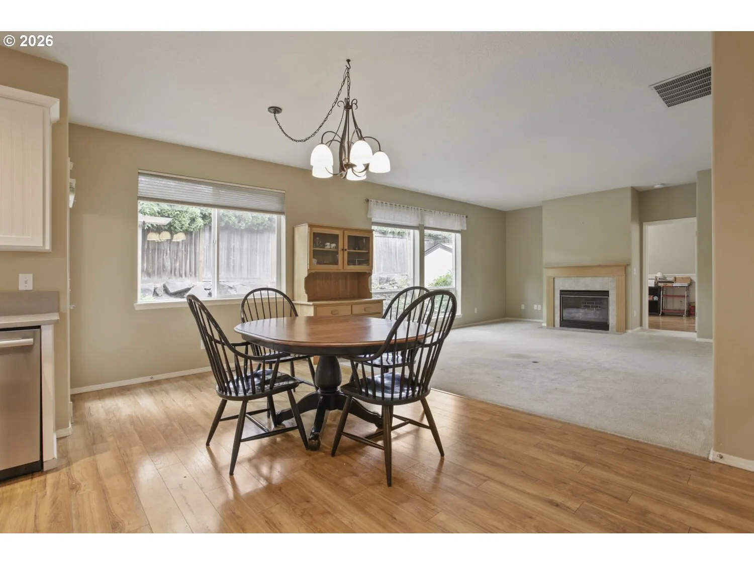 Kitchen/Nook-Eating Area
