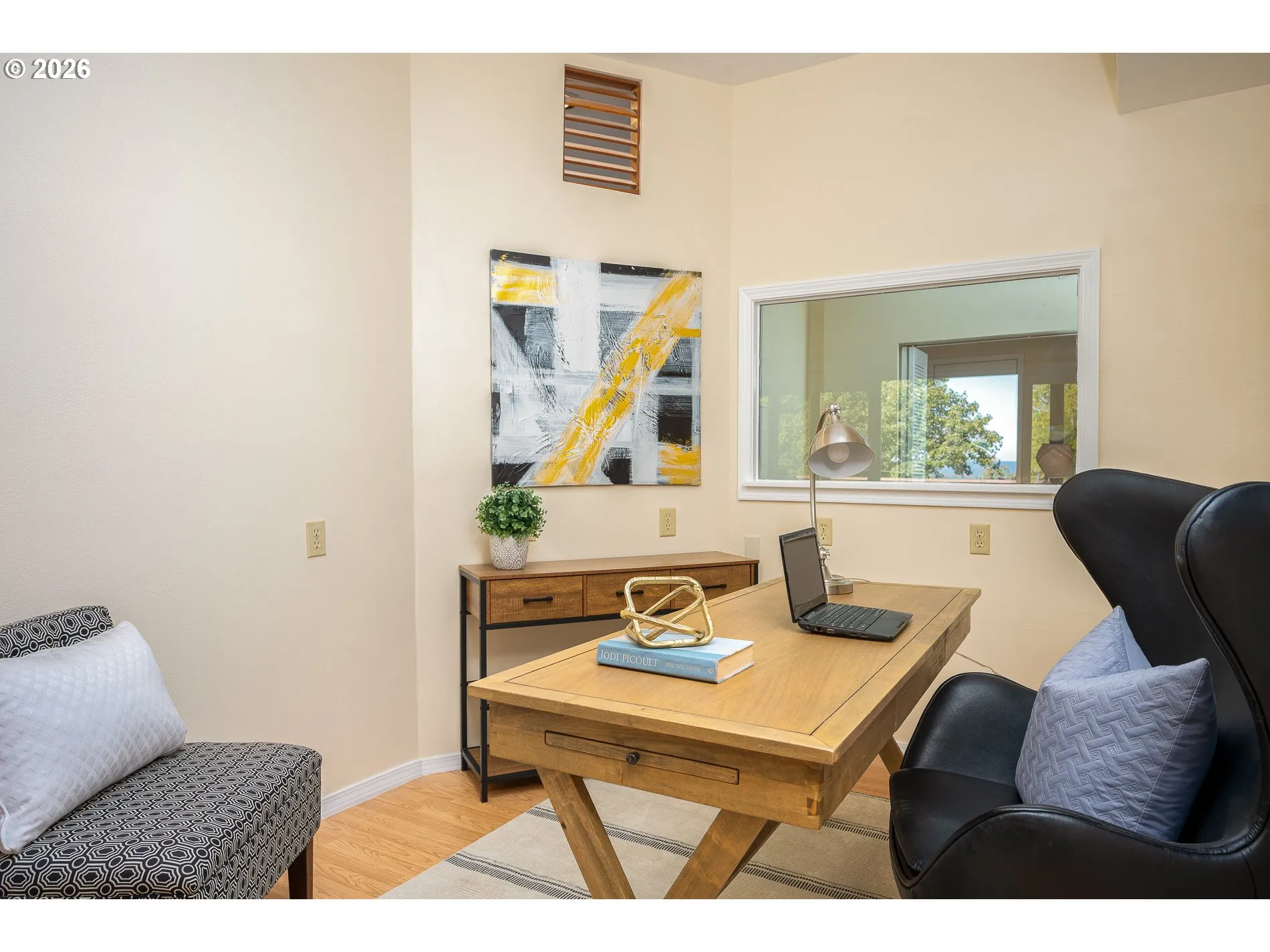 Den/Office-Main